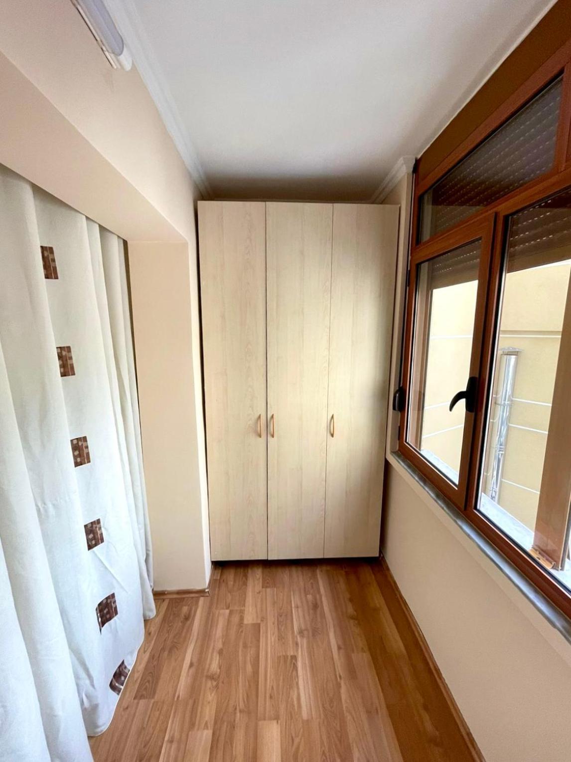 Skanderbeg Square Apartment 02 Tiranë Eksteriør bilde